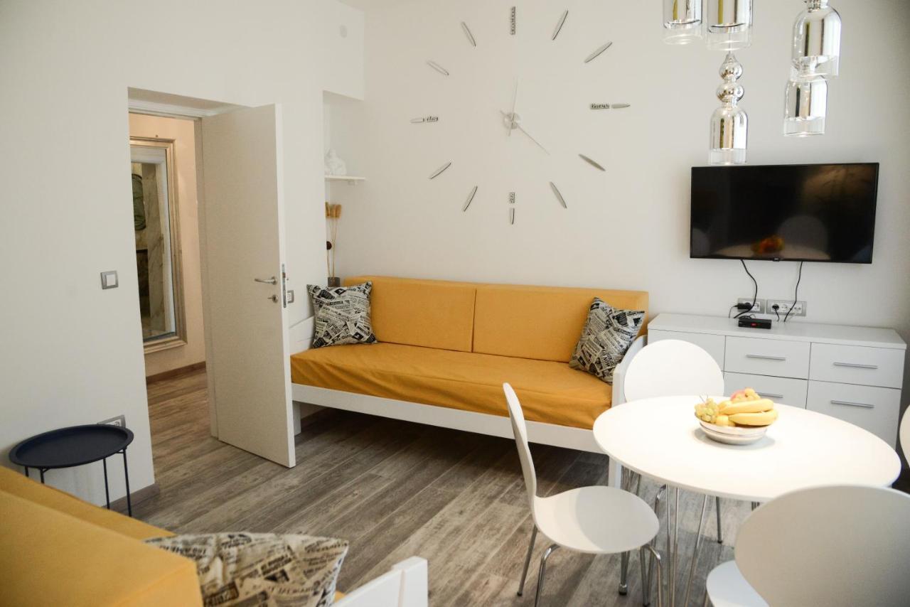 Crystal-Modern Apartment In The Center Of Novi Sad Exteriör bild